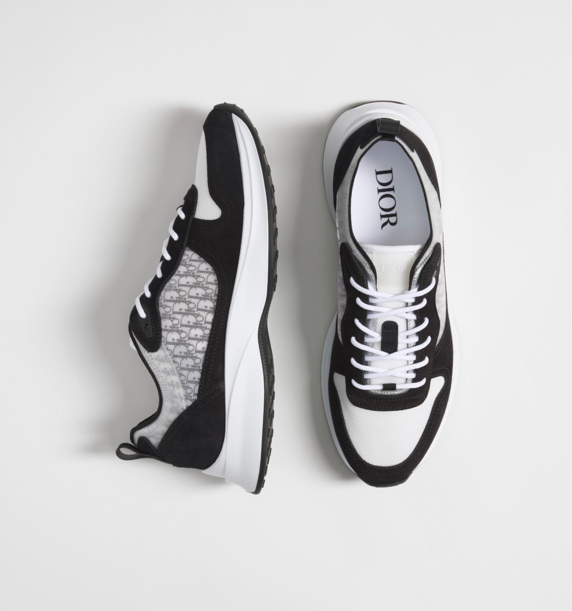 Dior B25 running