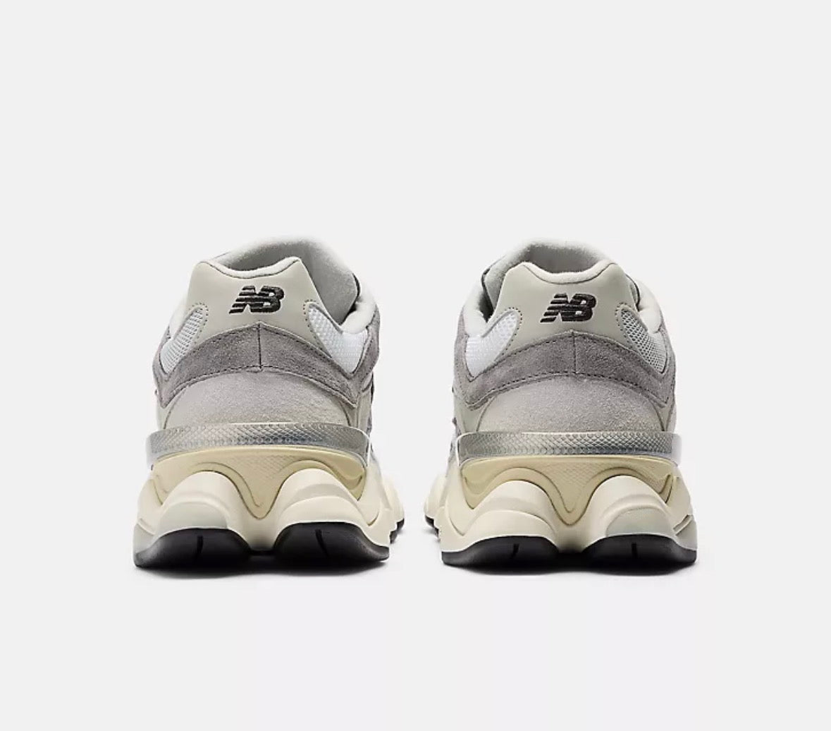New Balance 9060 - Gris/Blanc cassé