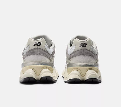 New Balance 9060 - Gris/Blanc cassé